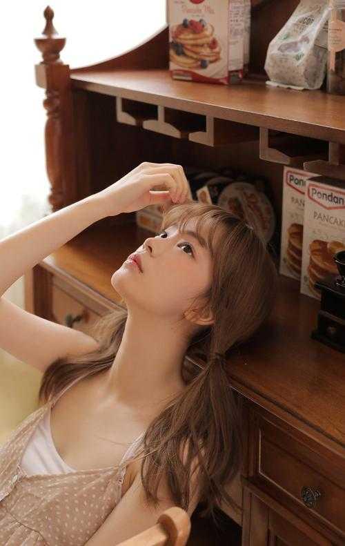 早春天街小雨润如酥